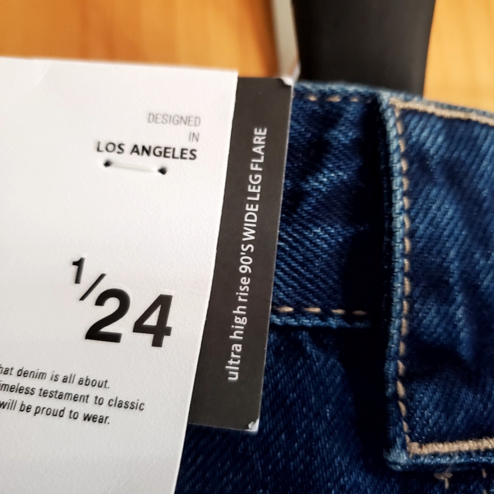Kancan NWT Ultra High Rise 90s Wide Leg Flare Jeans Size 24 - Picture 10 of 14